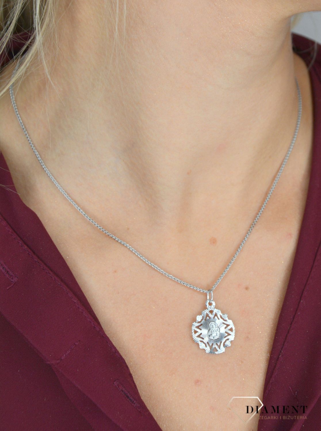 Złoty łańcuszek 585 Lisi ogon Białe złoto 1 mm DIA-LAN-1207-585 1mm ✅ Złoty łańcuszek został wykonany z najwyższej jakości 14-karatowego białego złota.jpg